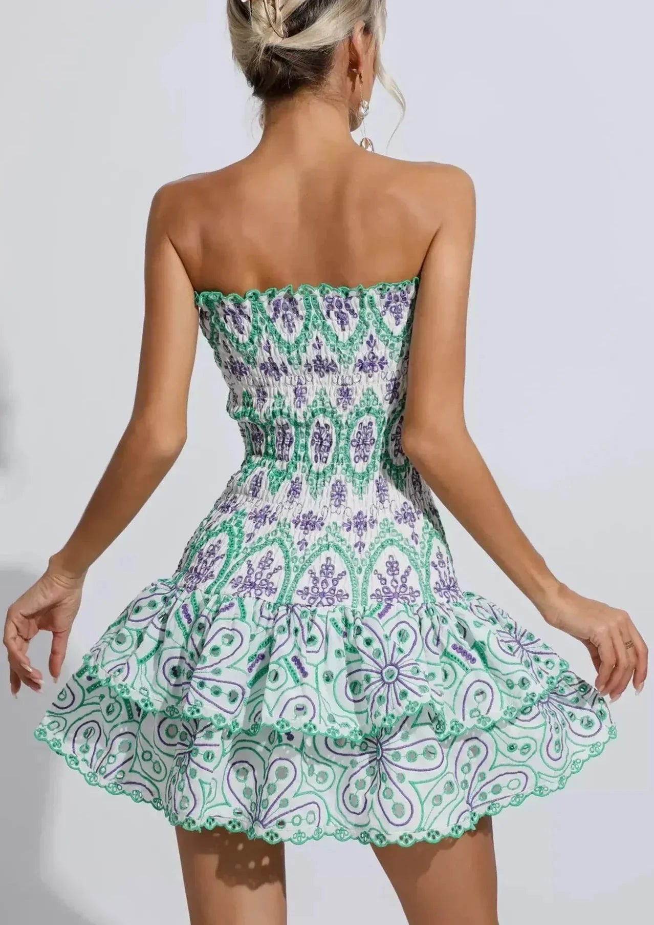 Brune Robe Courte