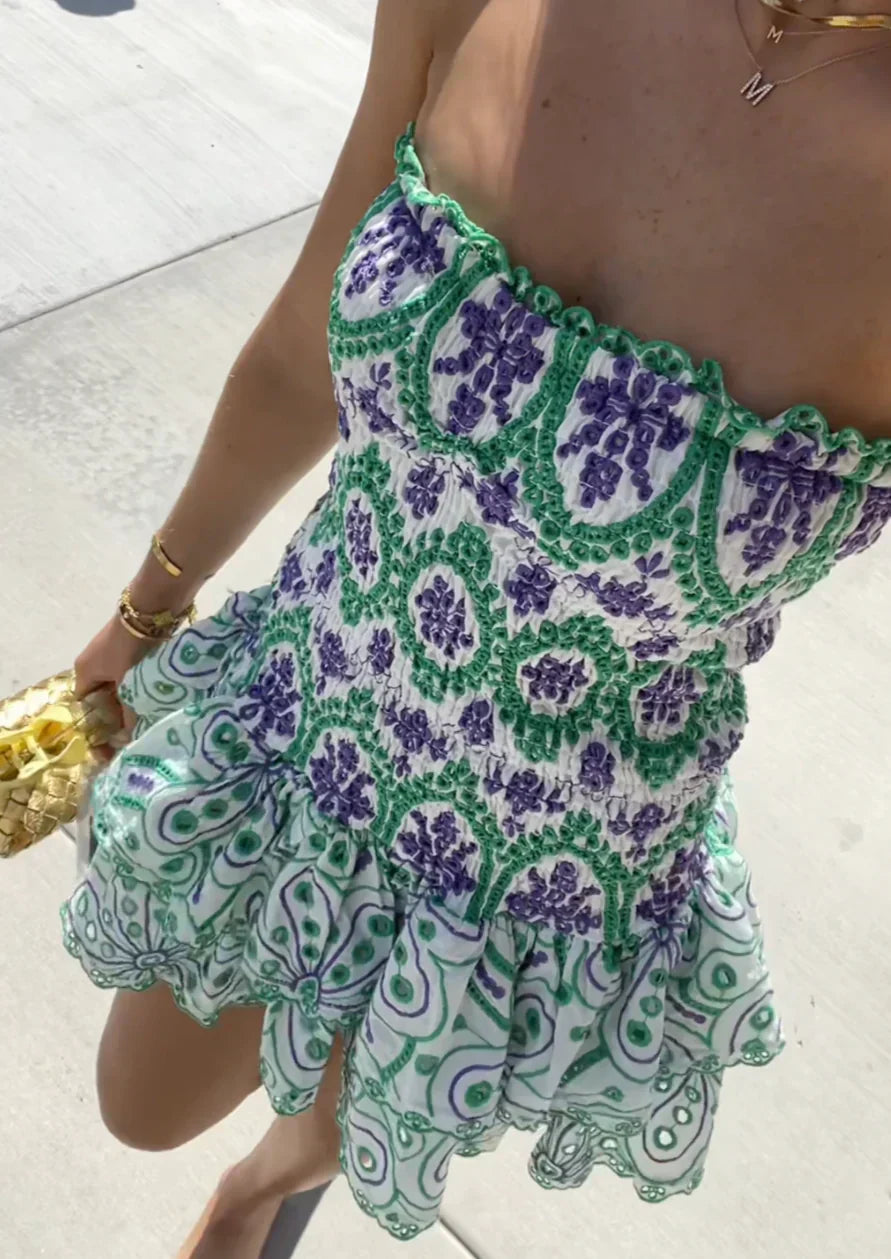 Brune Robe Courte