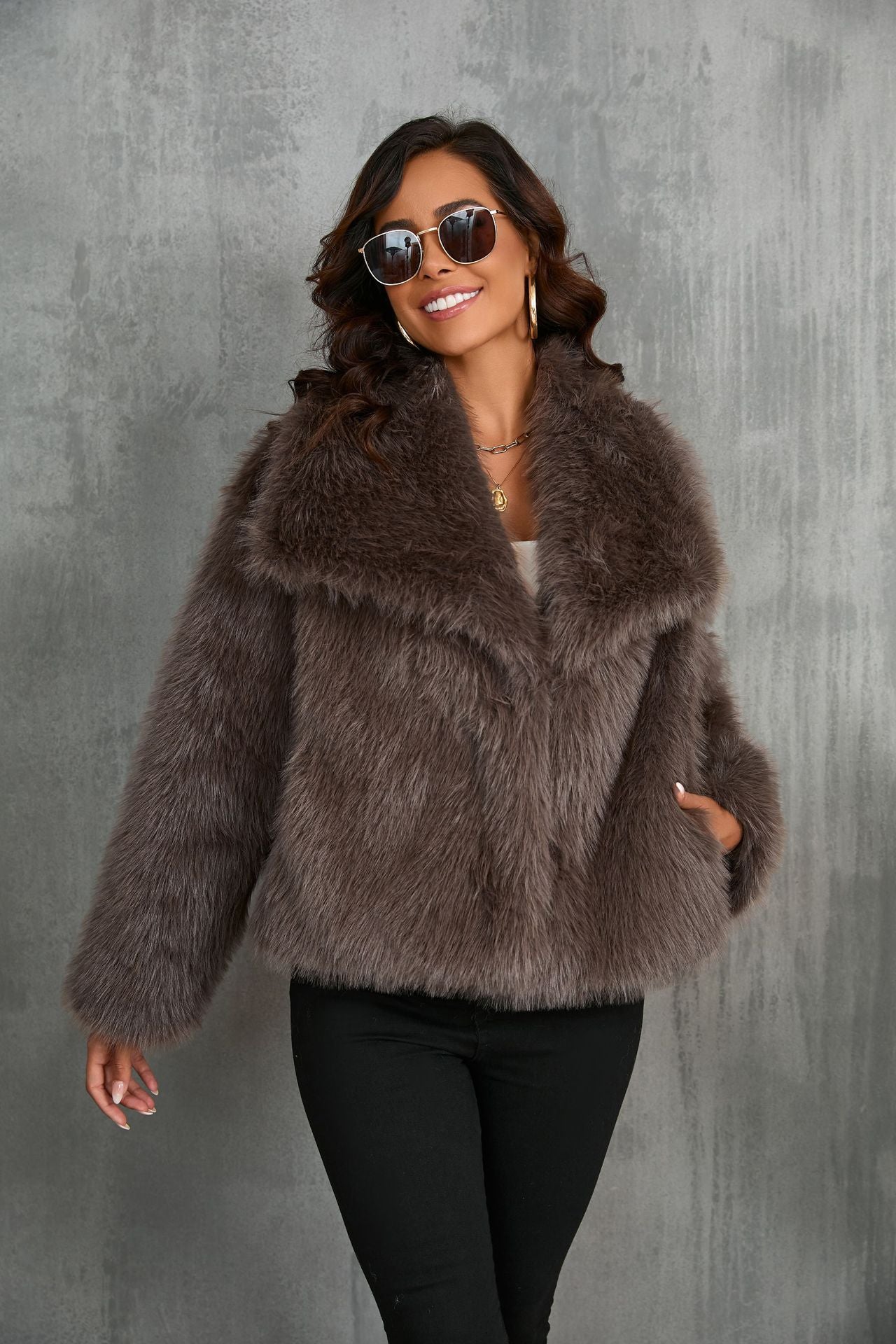 Firmine Veste en Fausse Fourrure