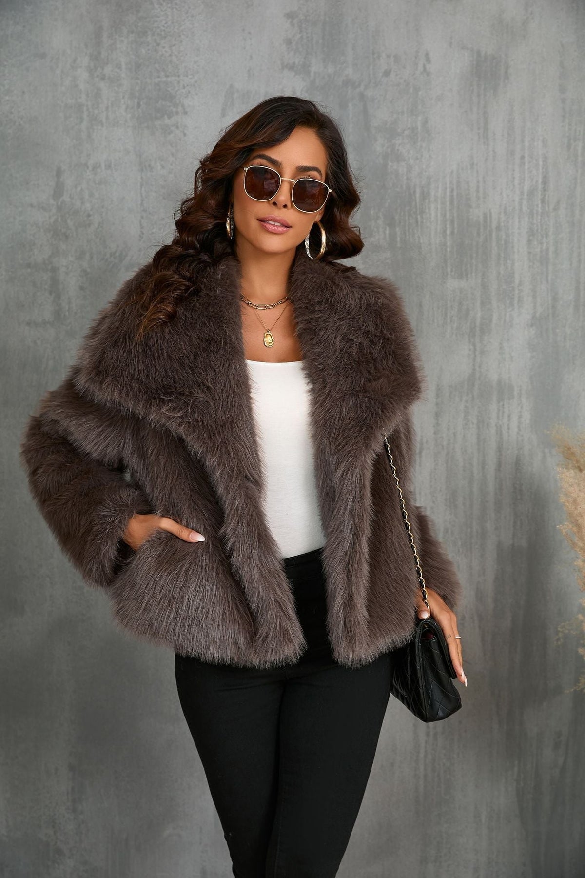 Firmine Veste en Fausse Fourrure