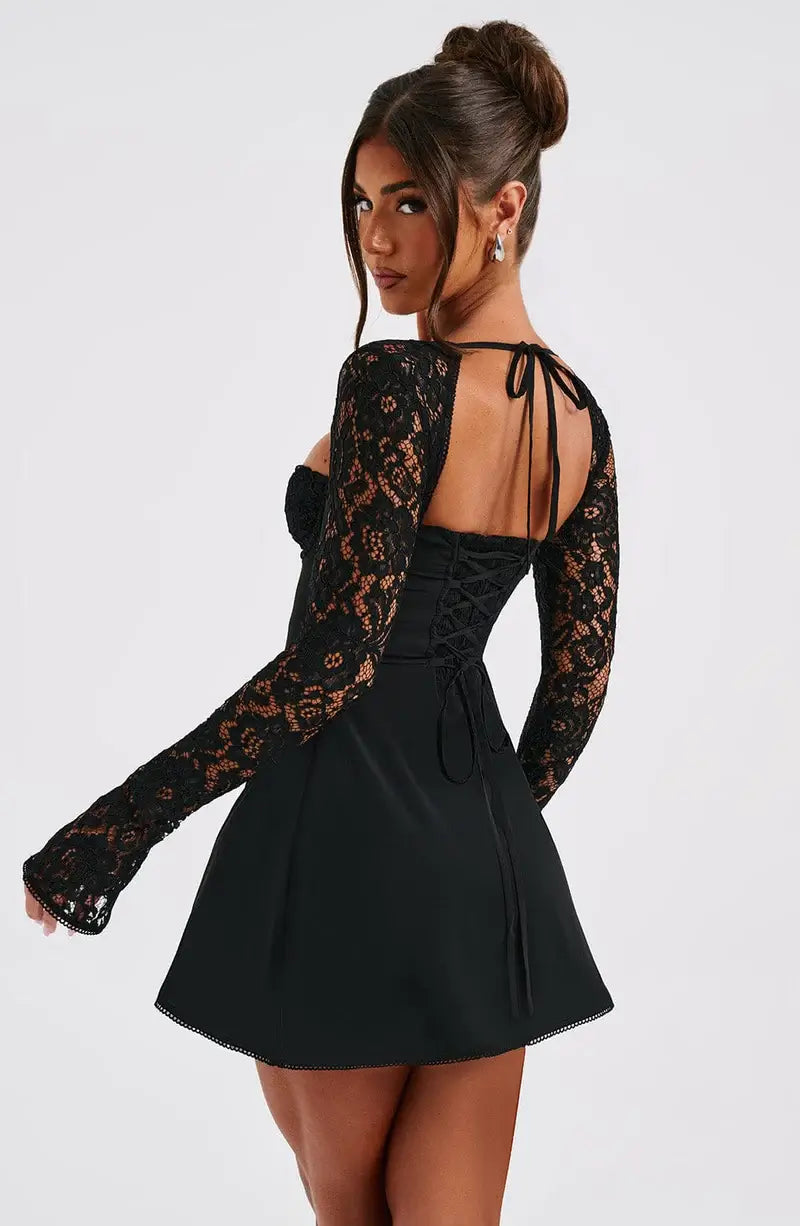 Maëlys Robe Courte en Dentelle